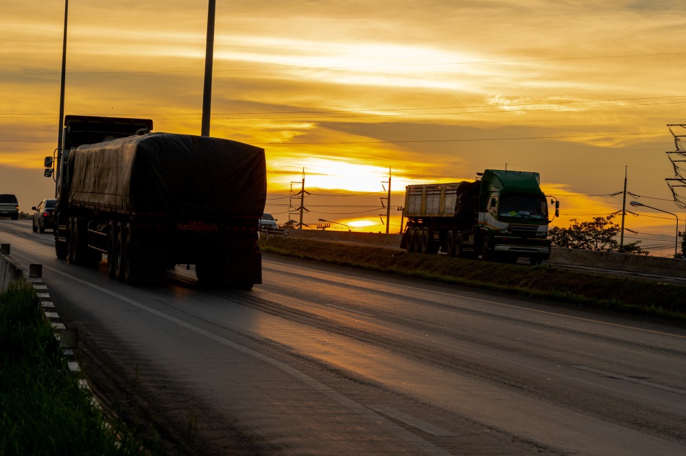 Principais Tipos de Pneus para Caminhões