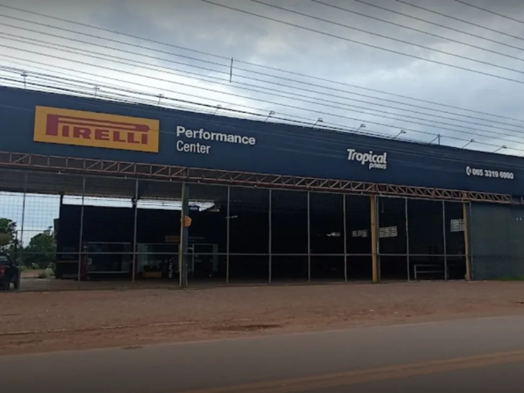 Fachada da loja Tropical Pneus SINOP