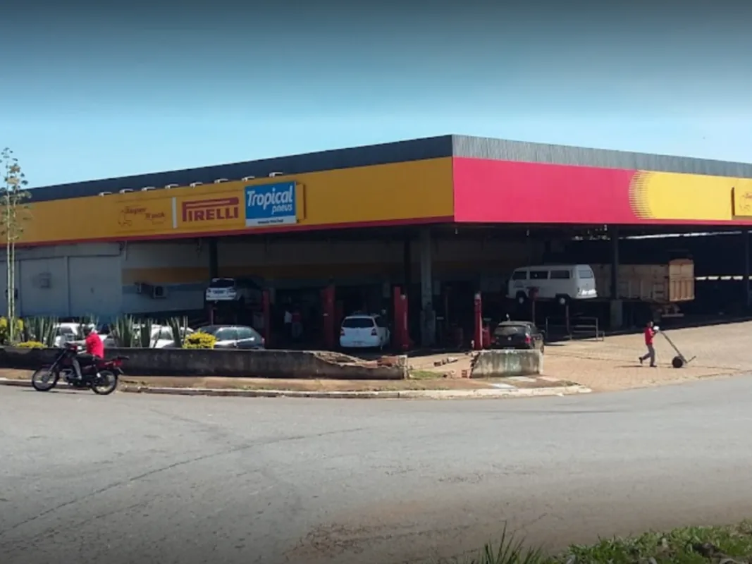 Fachada da loja Tropical Pneus PERIMETRAL